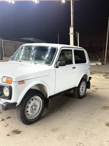 LADA (VAZ) Niva-3
