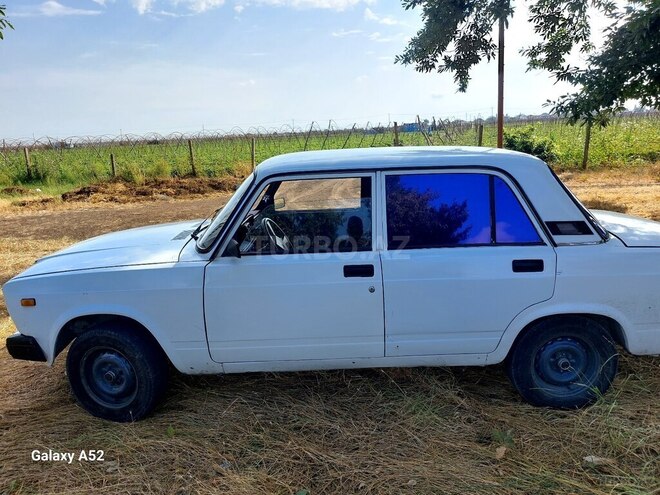LADA (VAZ) 2107-5