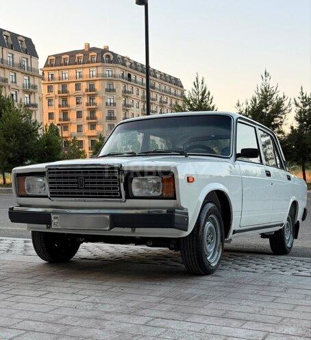 LADA (VAZ) 2107-4