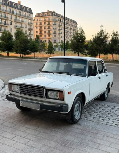 LADA (VAZ) 2107-5