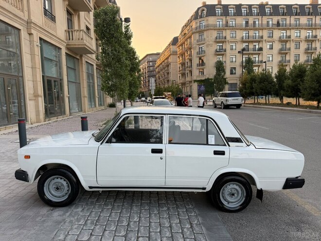 LADA (VAZ) 2107-8