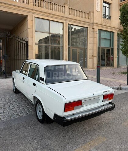 LADA (VAZ) 2107-10