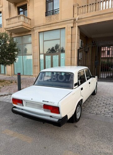 LADA (VAZ) 2107-13