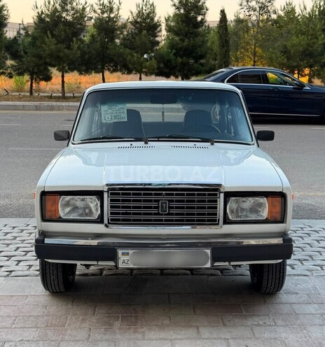 LADA (VAZ) 2107-1