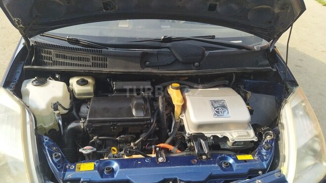 Toyota Prius-9