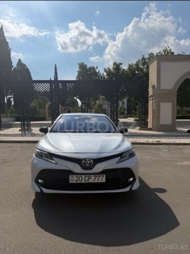 Toyota Camry-1
