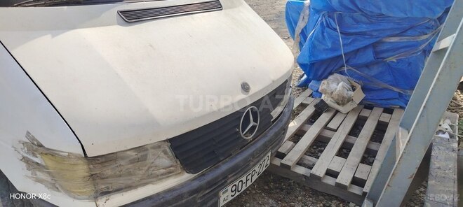 Mercedes 410 D-1