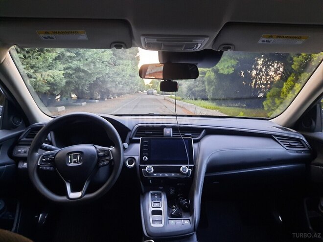 Honda Insight-2