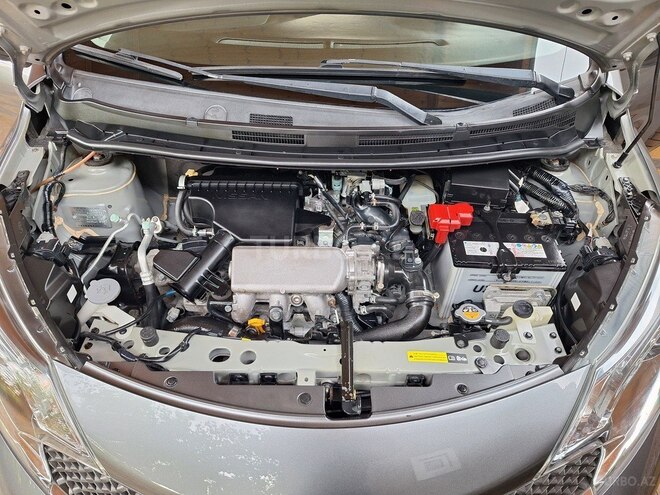 Nissan Note-2