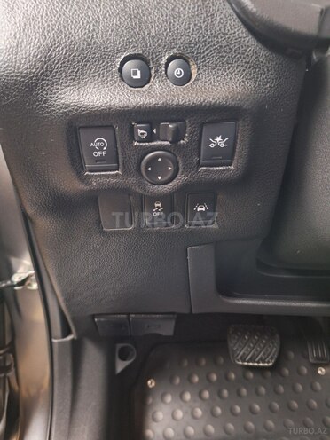 Nissan Note-4