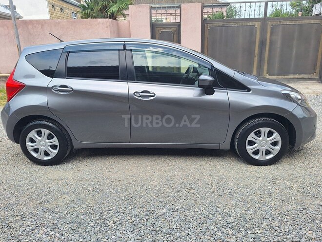 Nissan Note-17