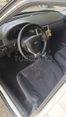 LADA (VAZ) Priora-13