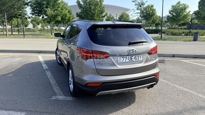 Hyundai Santa Fe-4