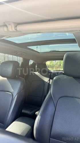 Hyundai Santa Fe-6