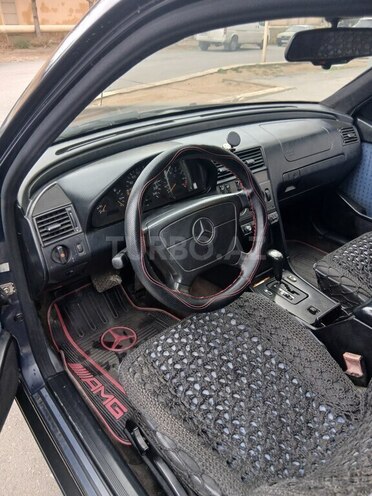 Mercedes C 180-6