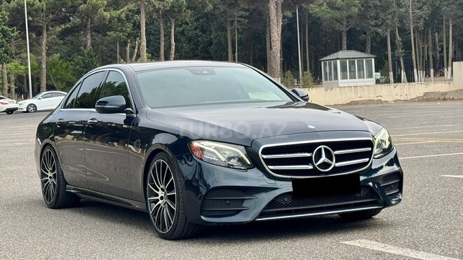 Mercedes E 300-6
