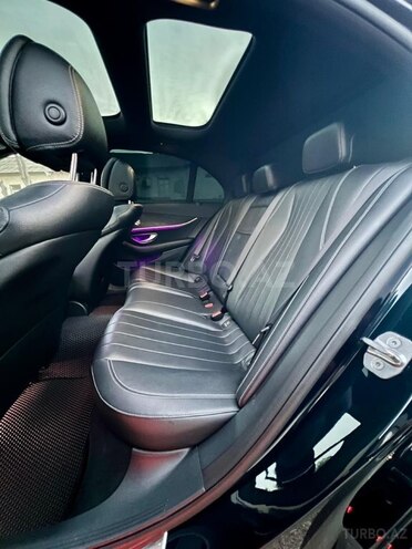 Mercedes E 300-14