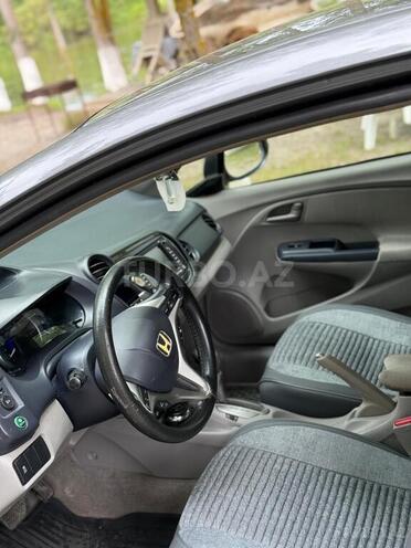 Honda Insight-7