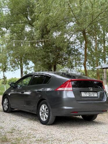 Honda Insight-4