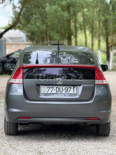 Honda Insight-5