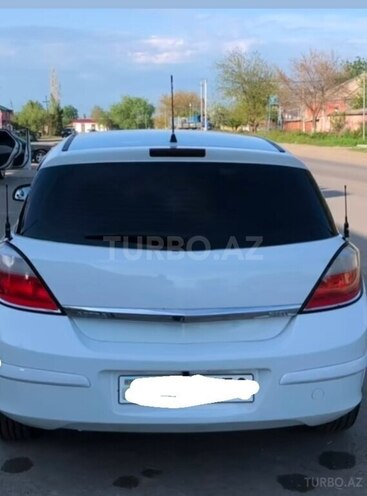 Opel Astra-2