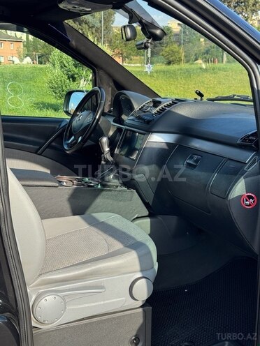 Mercedes Viano-12