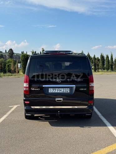 Mercedes Viano-7