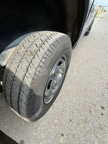 Ford Transit-6