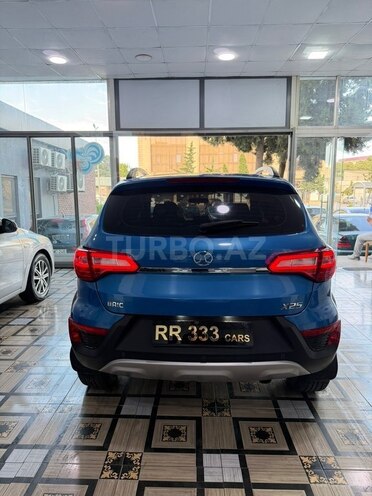 Baic X25-2