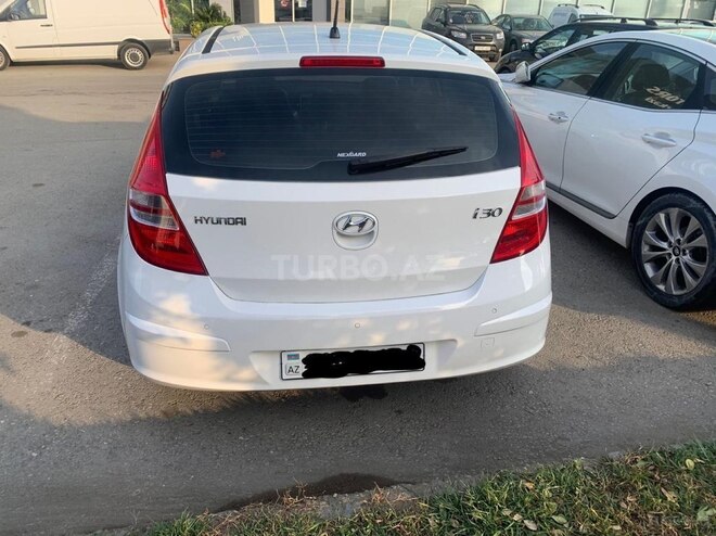 Hyundai i30-8