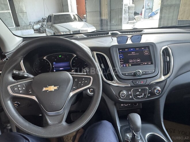 Chevrolet Equinox-8