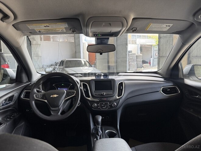 Chevrolet Equinox-7