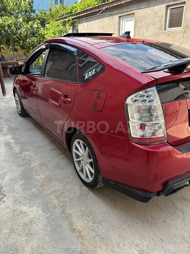 Toyota Prius-5