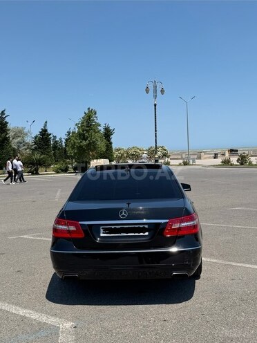 Mercedes E 220-5