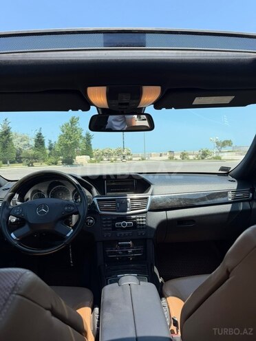 Mercedes E 220-14