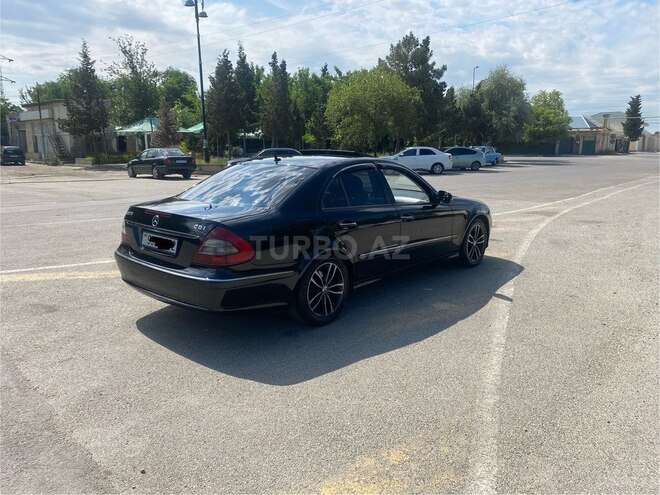 Mercedes E 220-8