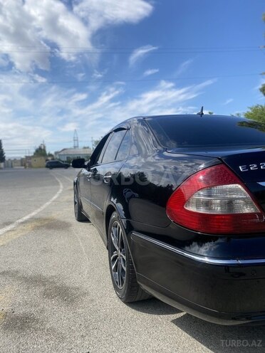 Mercedes E 220-6