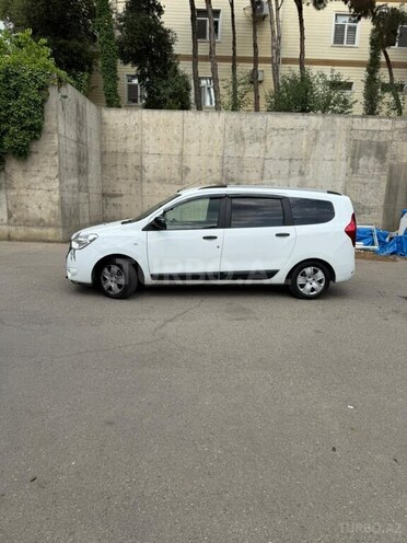 Dacia Lodgy-2