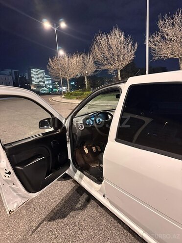 Renault Tondar-9