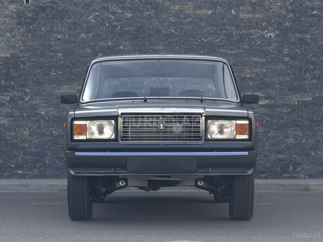 LADA (VAZ) 2107-1
