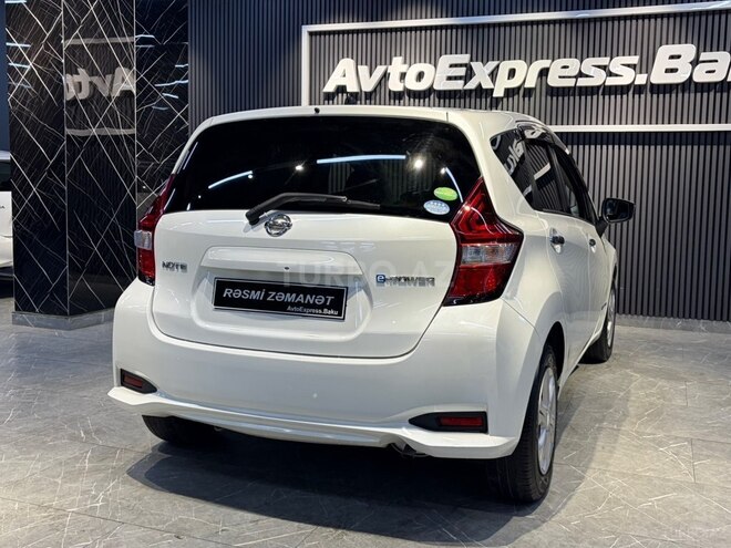 Nissan Note-17