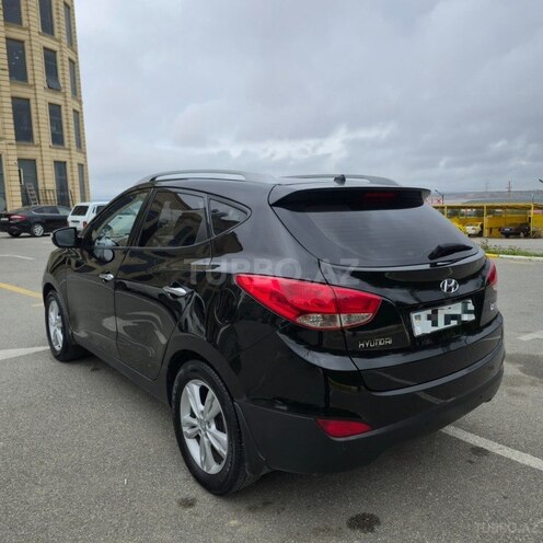 Hyundai ix35-5