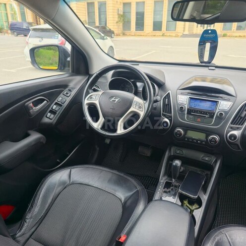Hyundai ix35-7