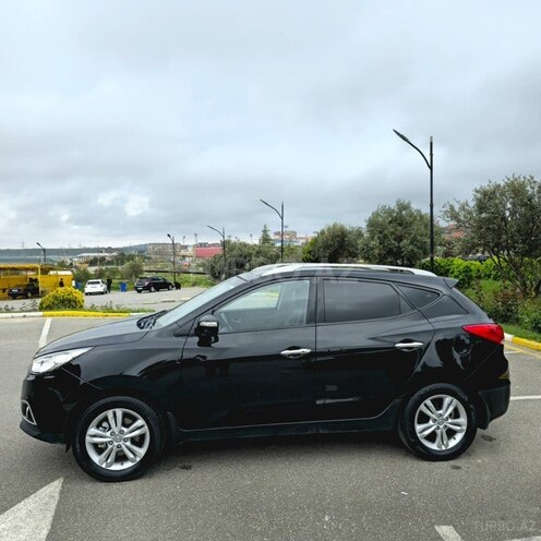 Hyundai ix35-10