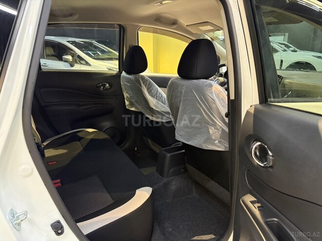 Nissan Note-8