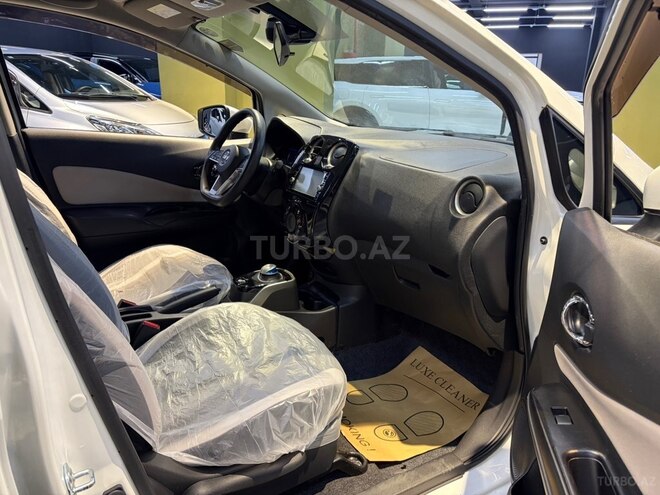 Nissan Note-10