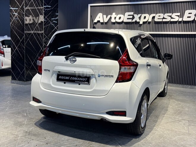 Nissan Note-17