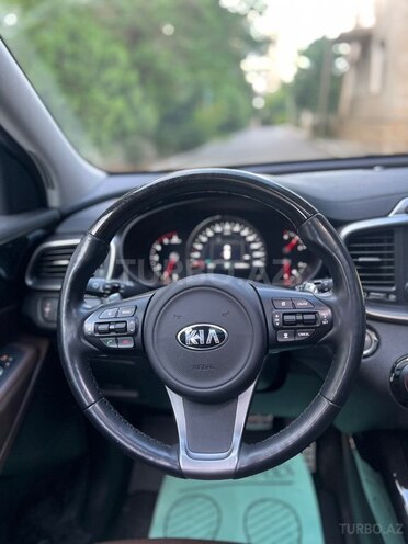Kia Sorento-2