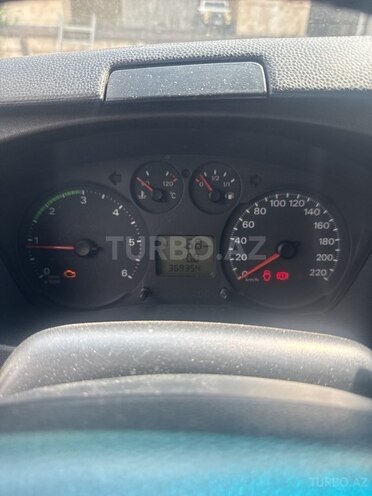 Ford Transit-6