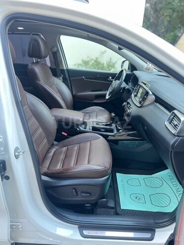 Kia Sorento-15